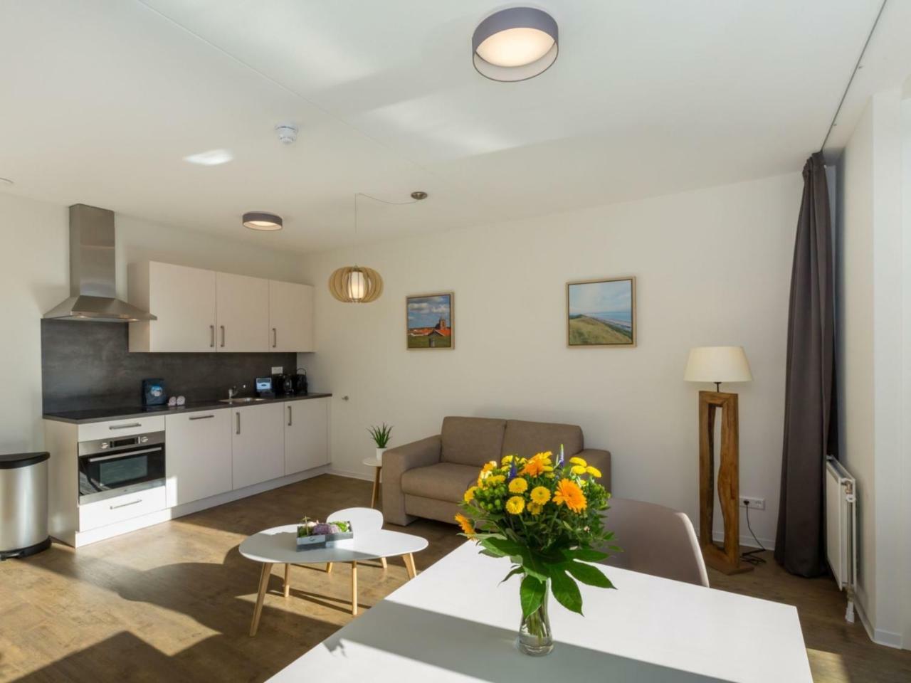 Luxurious Apartment In Zoutelande Near Beach Room photo